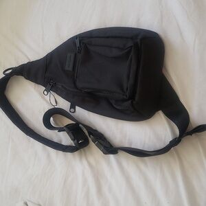 Vera Bradley Sling bag